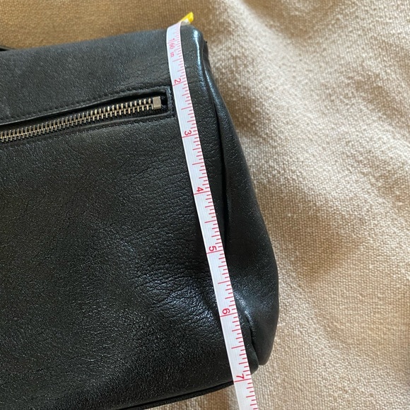 Saint Laurent West Hollywood bag with tassel - Picture 15 of 16